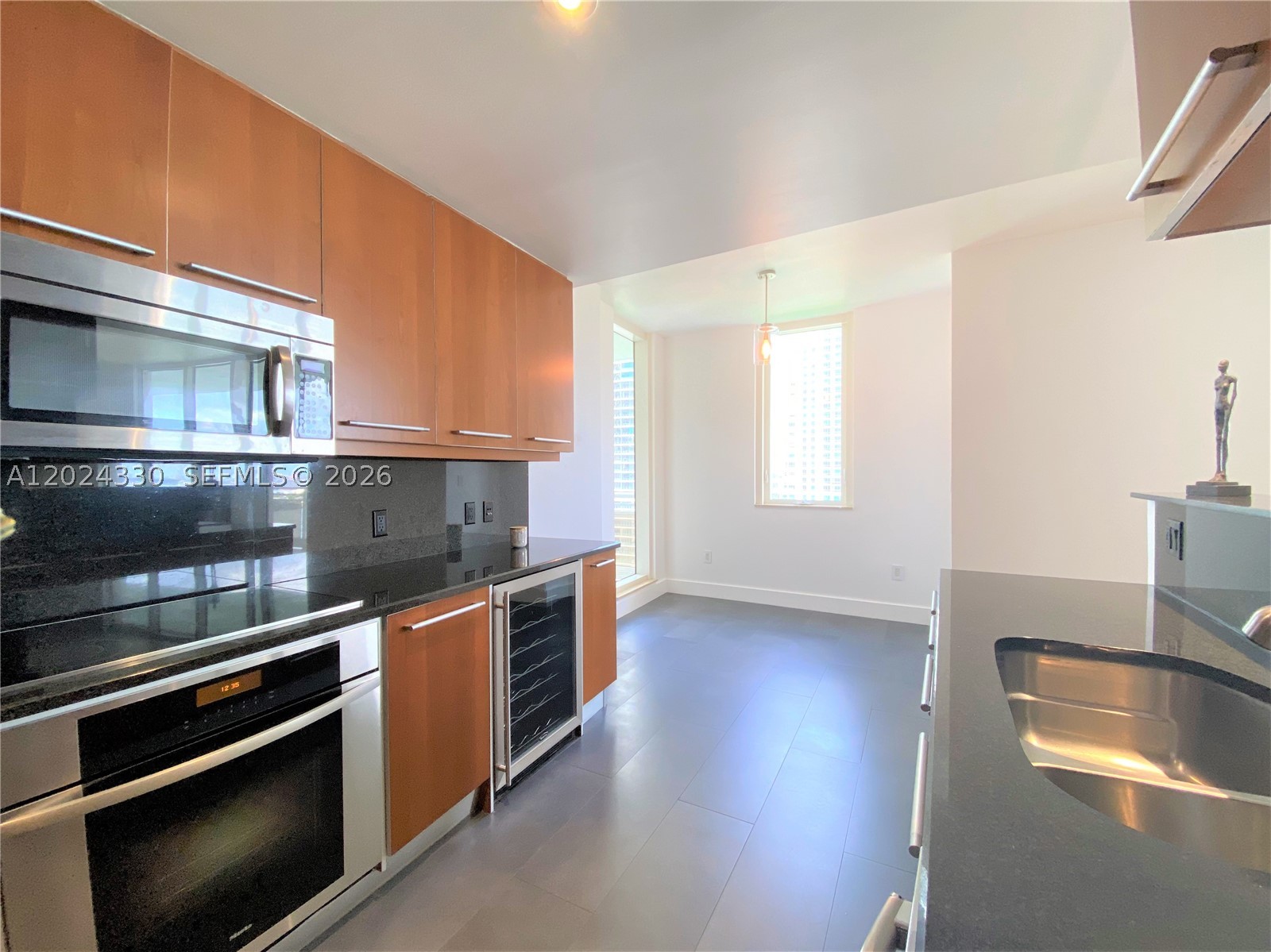 901 Brickell Key Blvd #2006, Miami FL 33131
