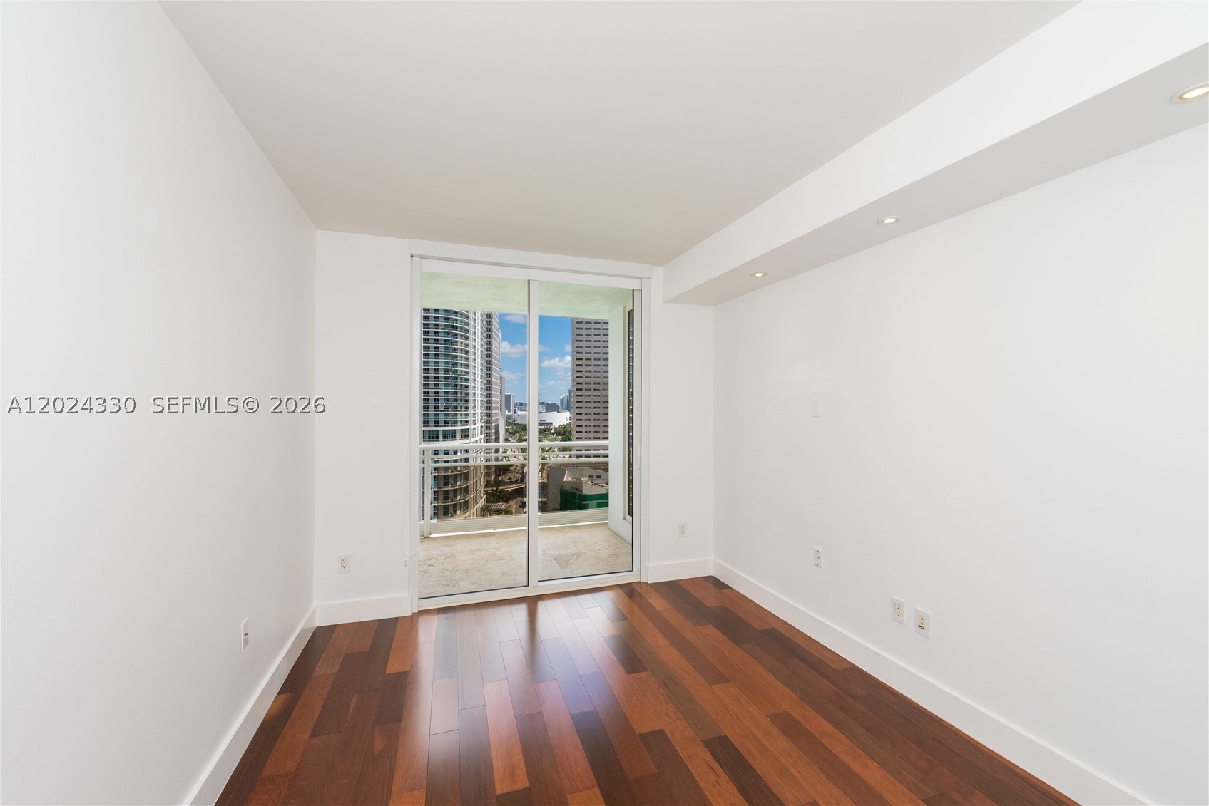 901 Brickell Key Blvd #2006, Miami FL 33131