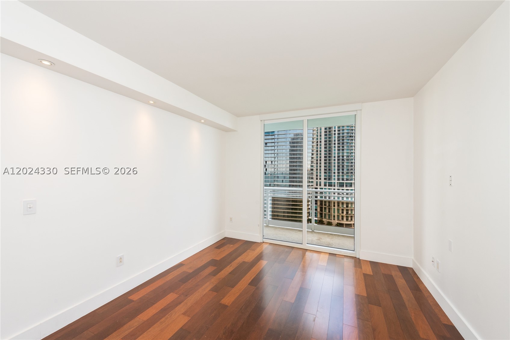901 Brickell Key Blvd #2006, Miami FL 33131