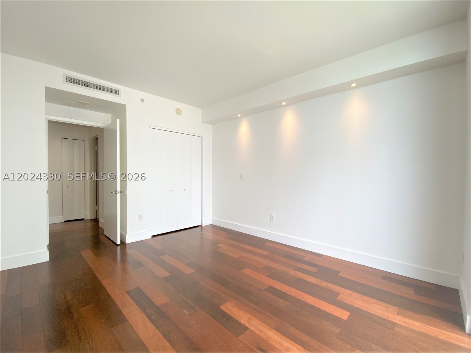 901 Brickell Key Blvd #2006, Miami FL 33131