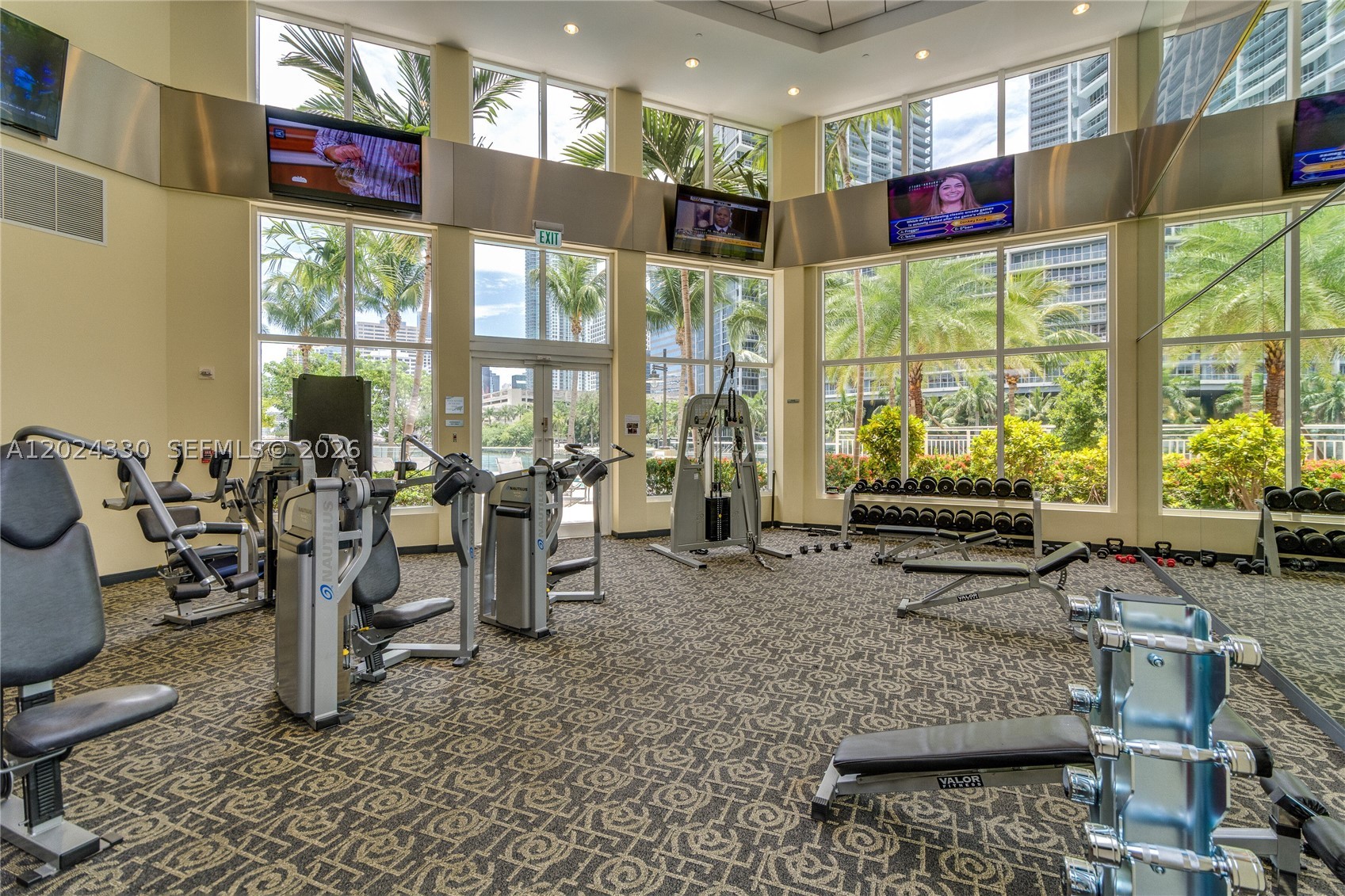 901 Brickell Key Blvd #2006, Miami FL 33131