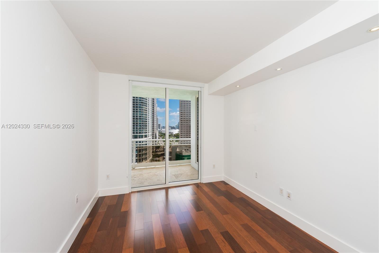 901 Brickell Key Blvd #2006, Miami FL 33131