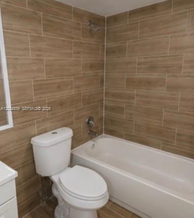 5401 SW 77th Ct #202E, Miami FL 33155