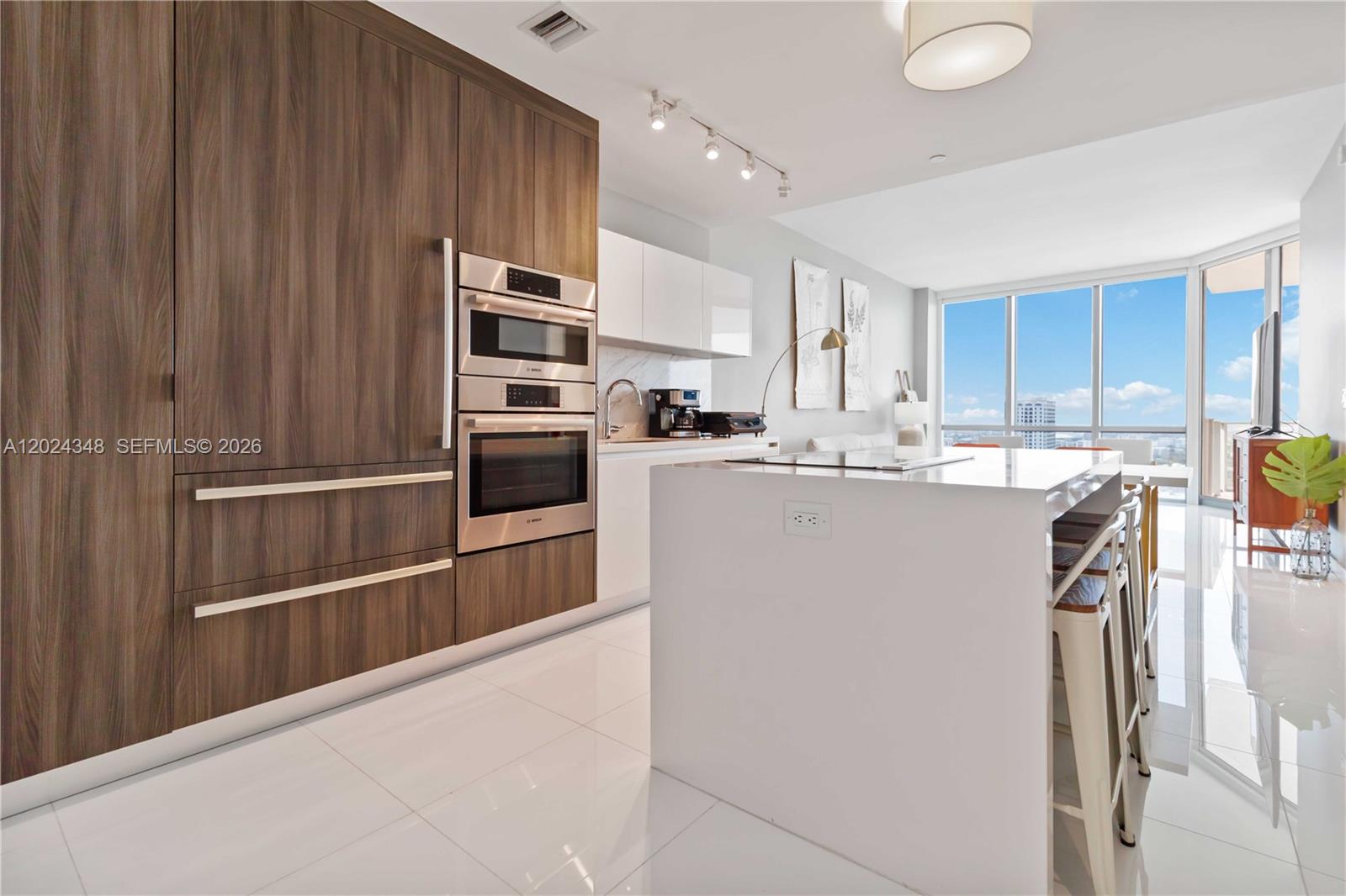 851 NE 1st Ave #3006, Miami FL 33132