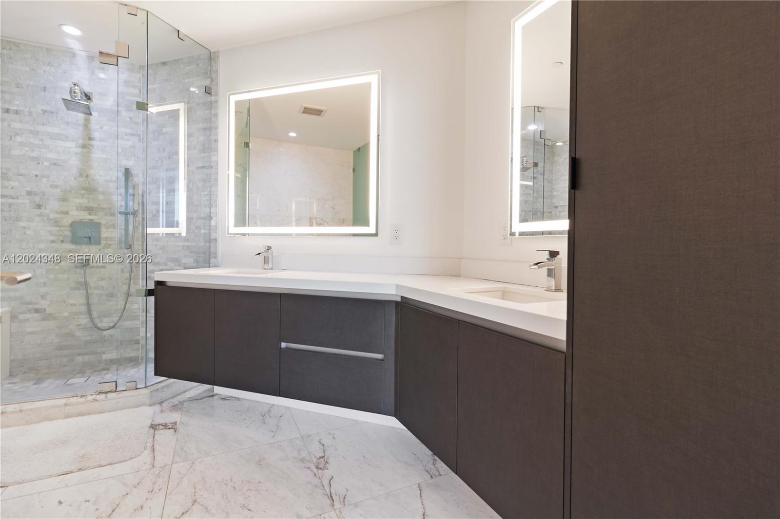 851 NE 1st Ave #3006, Miami FL 33132