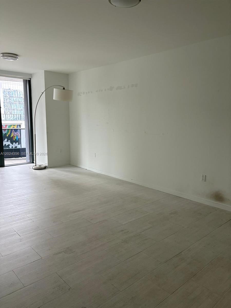 1000 Brickell Plz #2108, Miami FL 33131