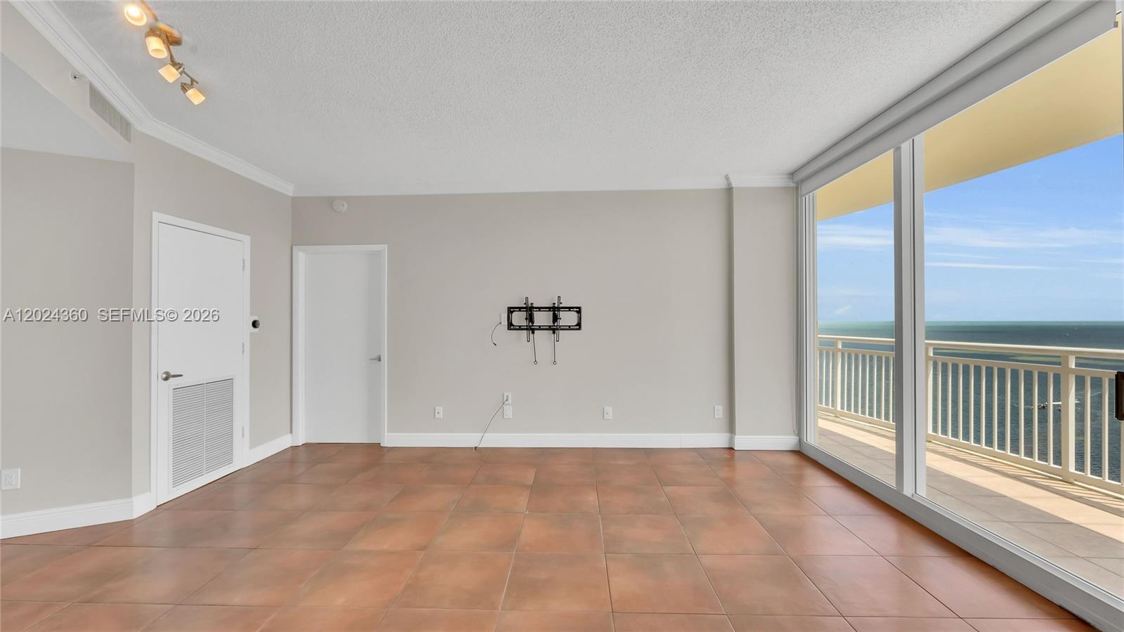 2475 Brickell Ave #2501, Miami FL 33129
