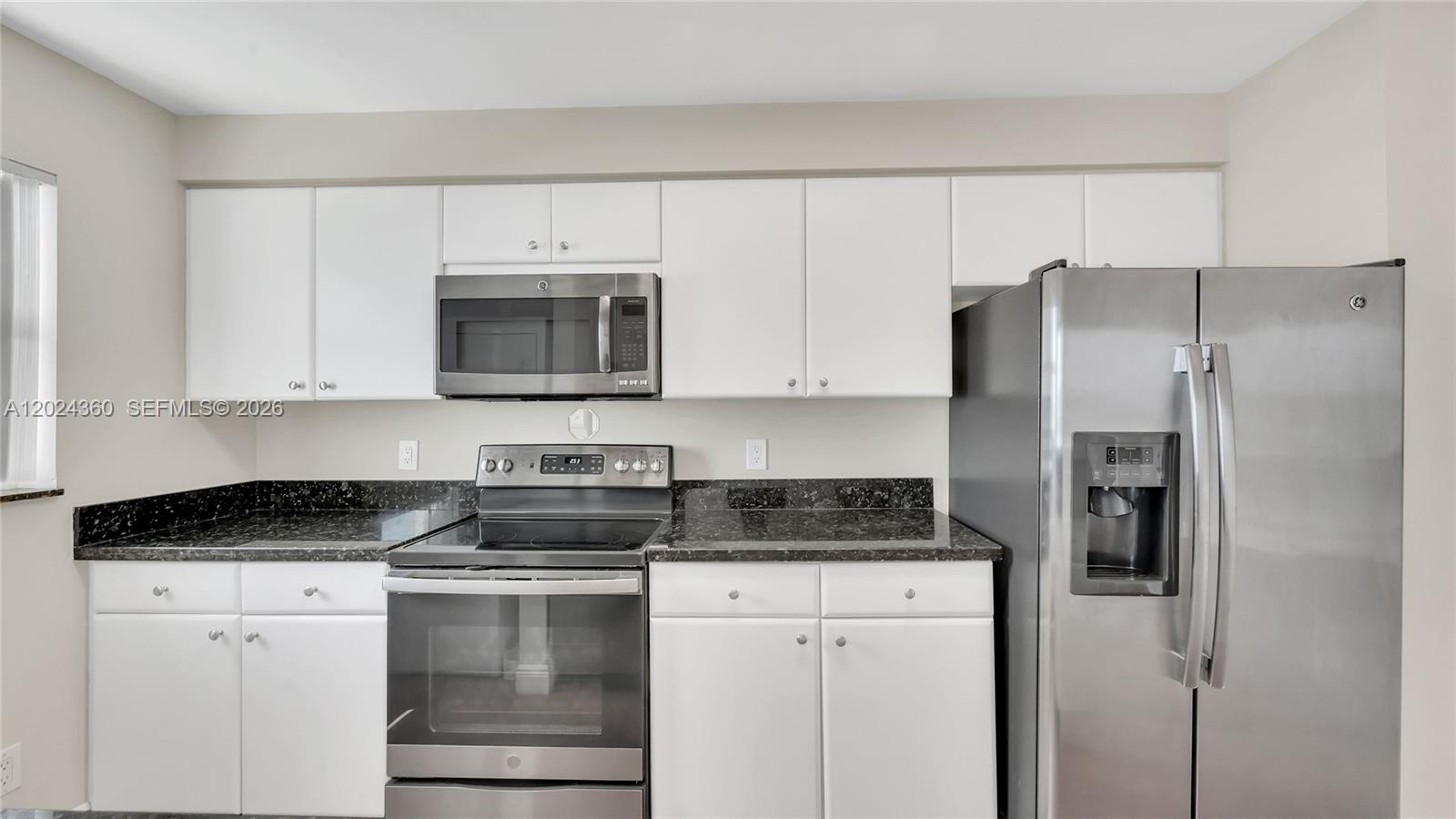 2475 Brickell Ave #2501, Miami FL 33129