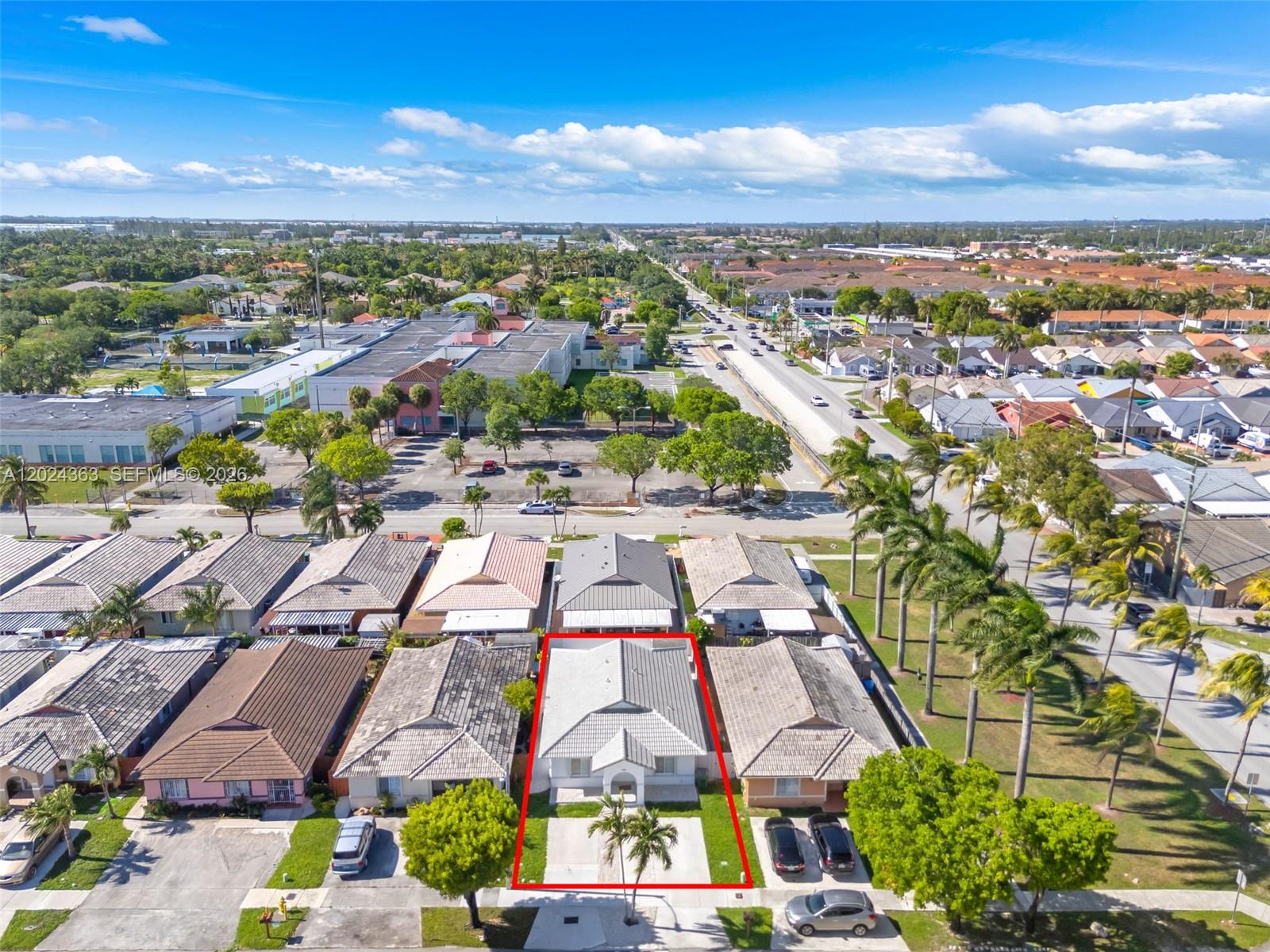 9703 NW 127th St, Hialeah Gardens FL 33018