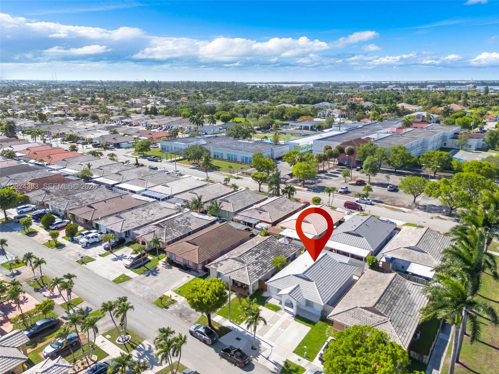9703 NW 127th St, Hialeah Gardens FL 33018