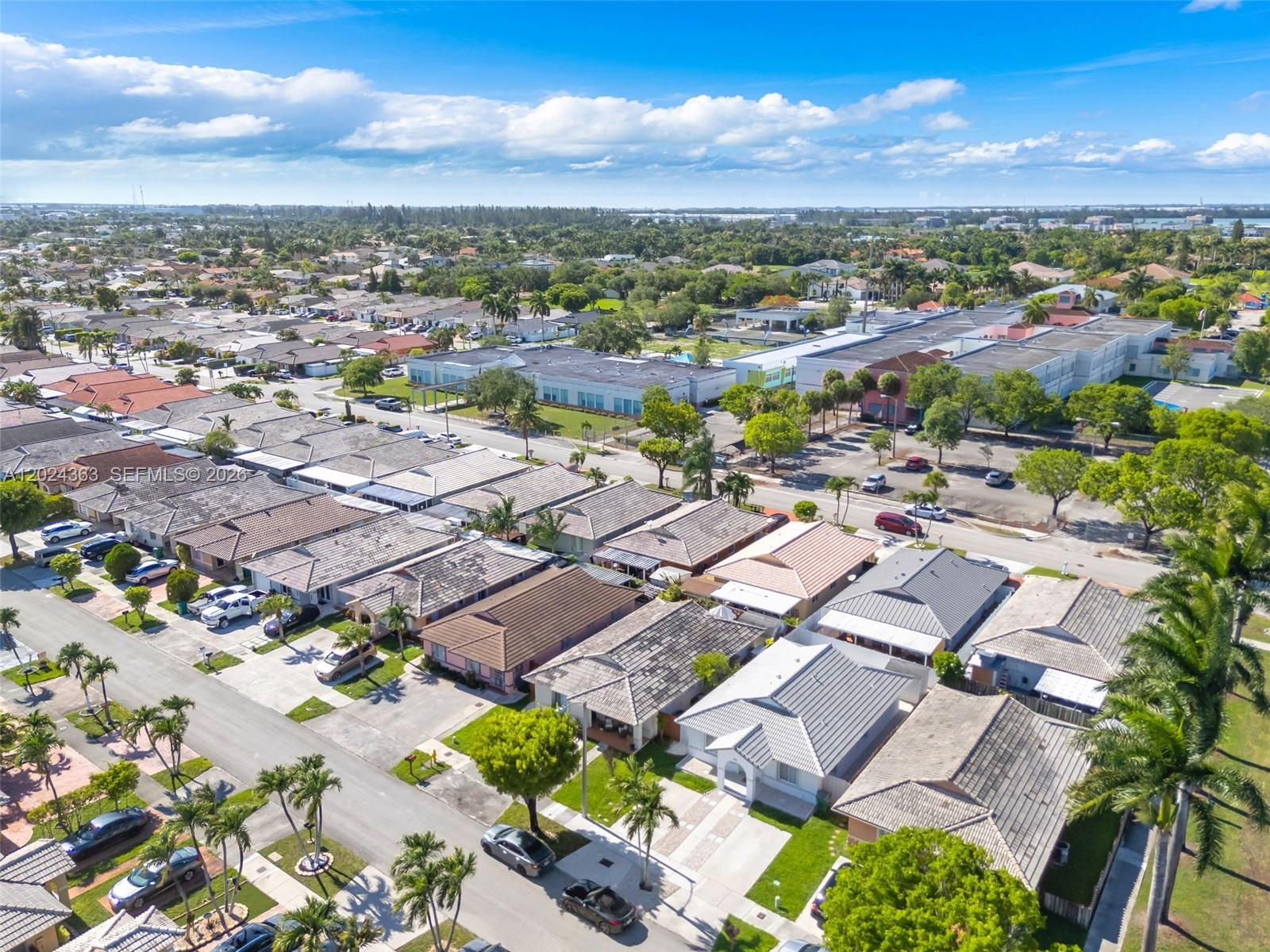 9703 NW 127th St, Hialeah Gardens FL 33018
