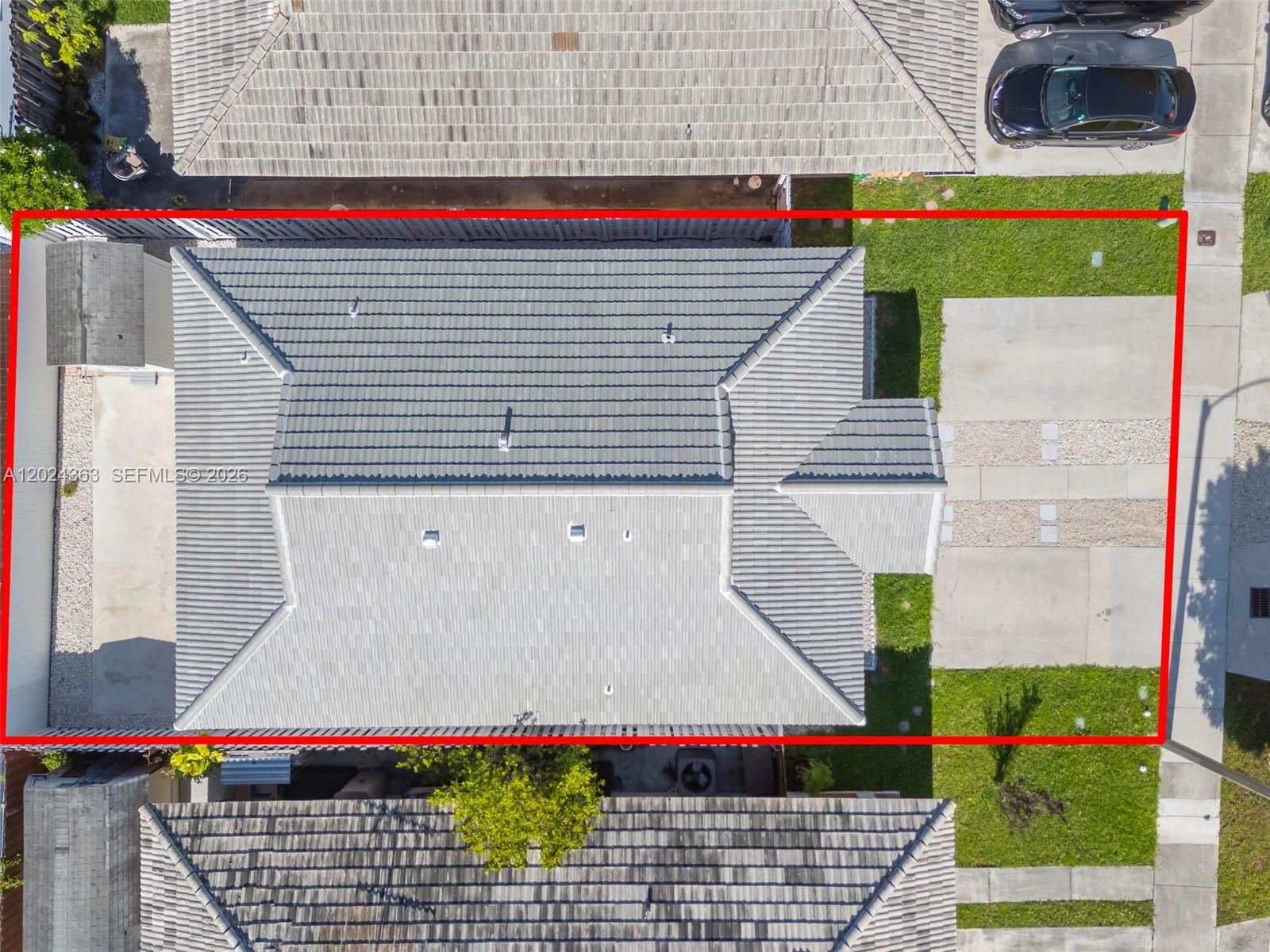 9703 NW 127th St, Hialeah Gardens FL 33018