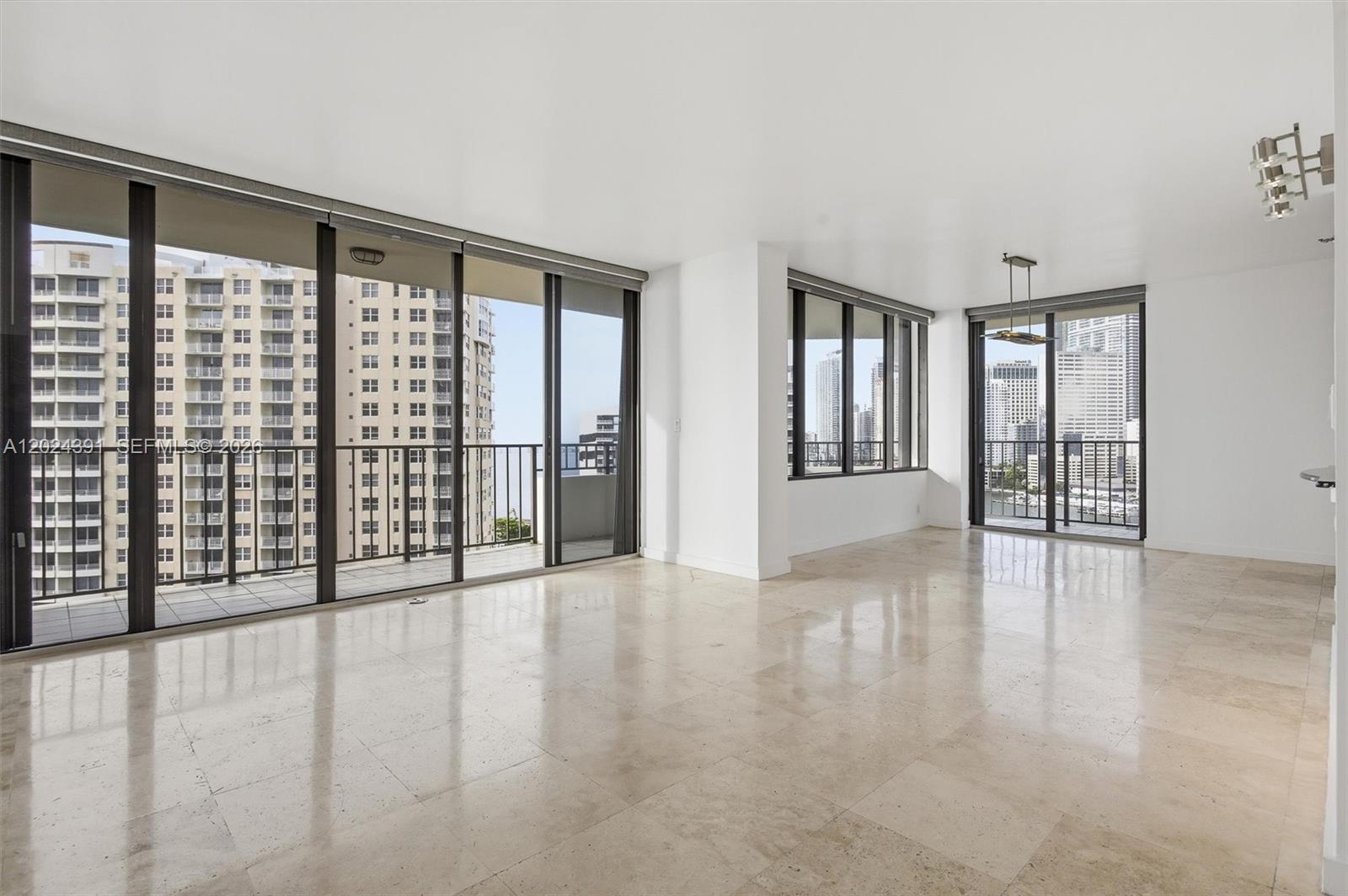 520 Brickell Key Dr #A1615, Miami FL 33131