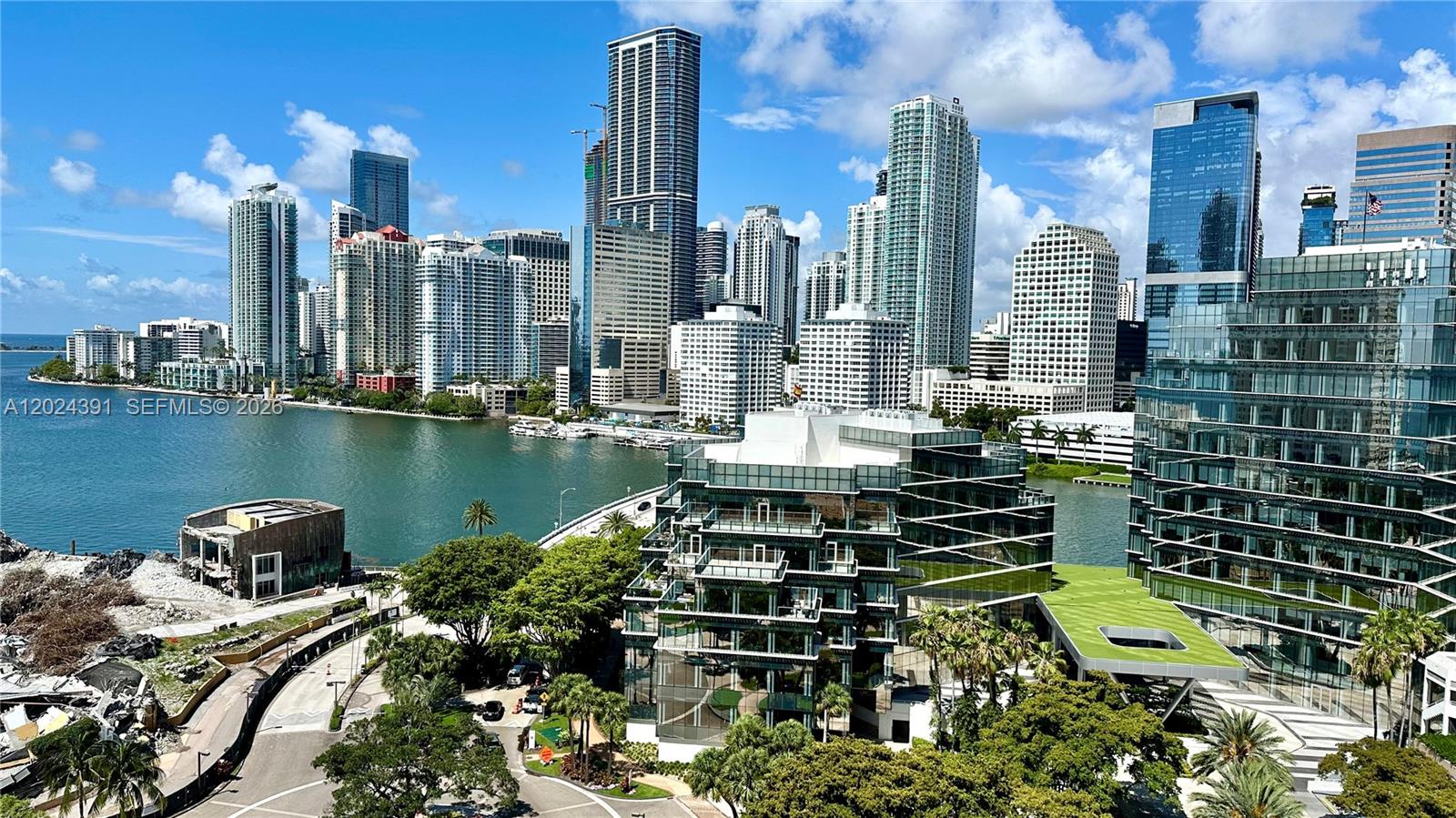 520 Brickell Key Dr #A1615, Miami FL 33131