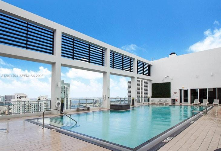 151 SE 1st St #905, Miami FL 33131