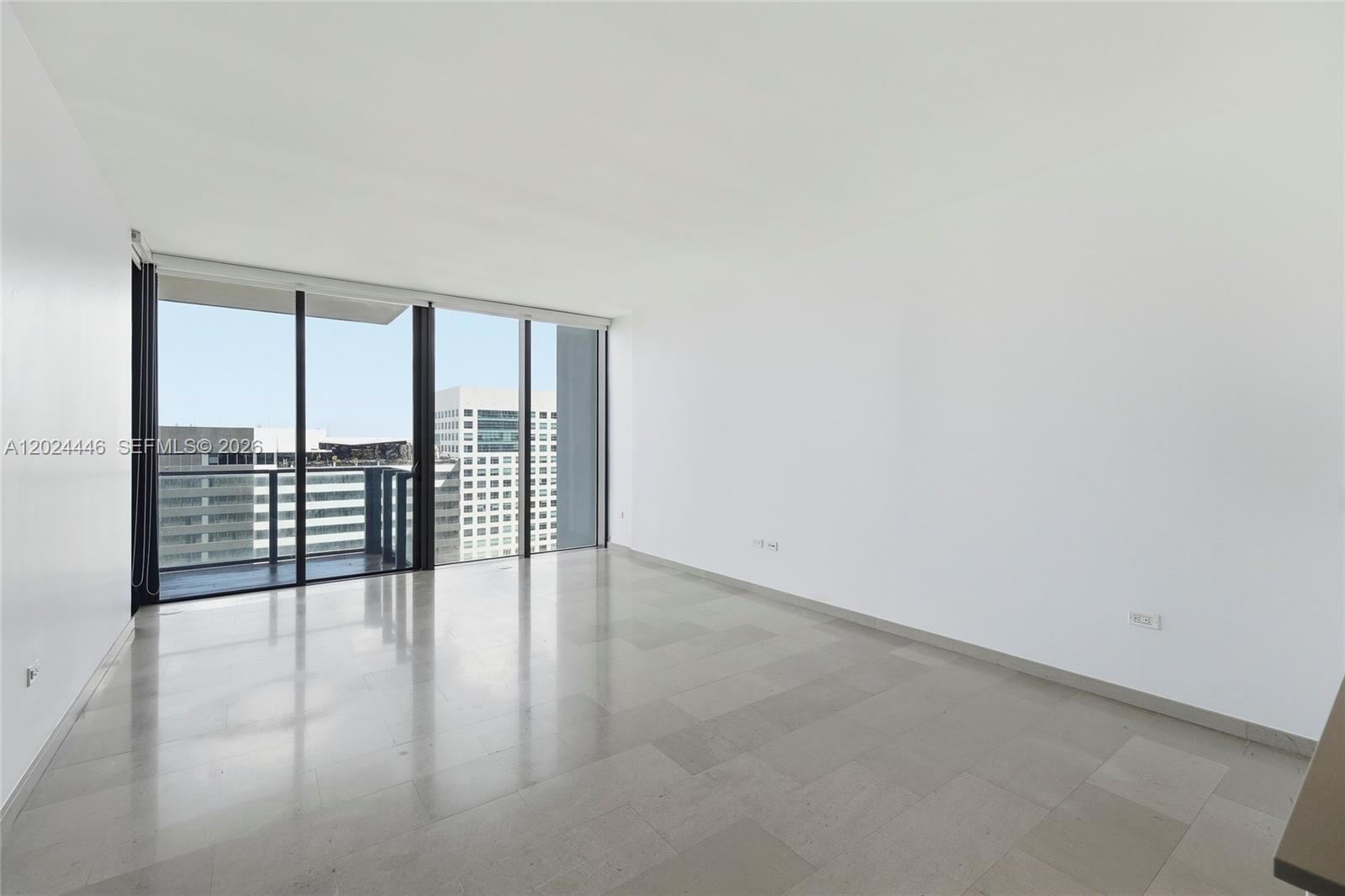 88 SW 7th St #2008, Miami FL 33130