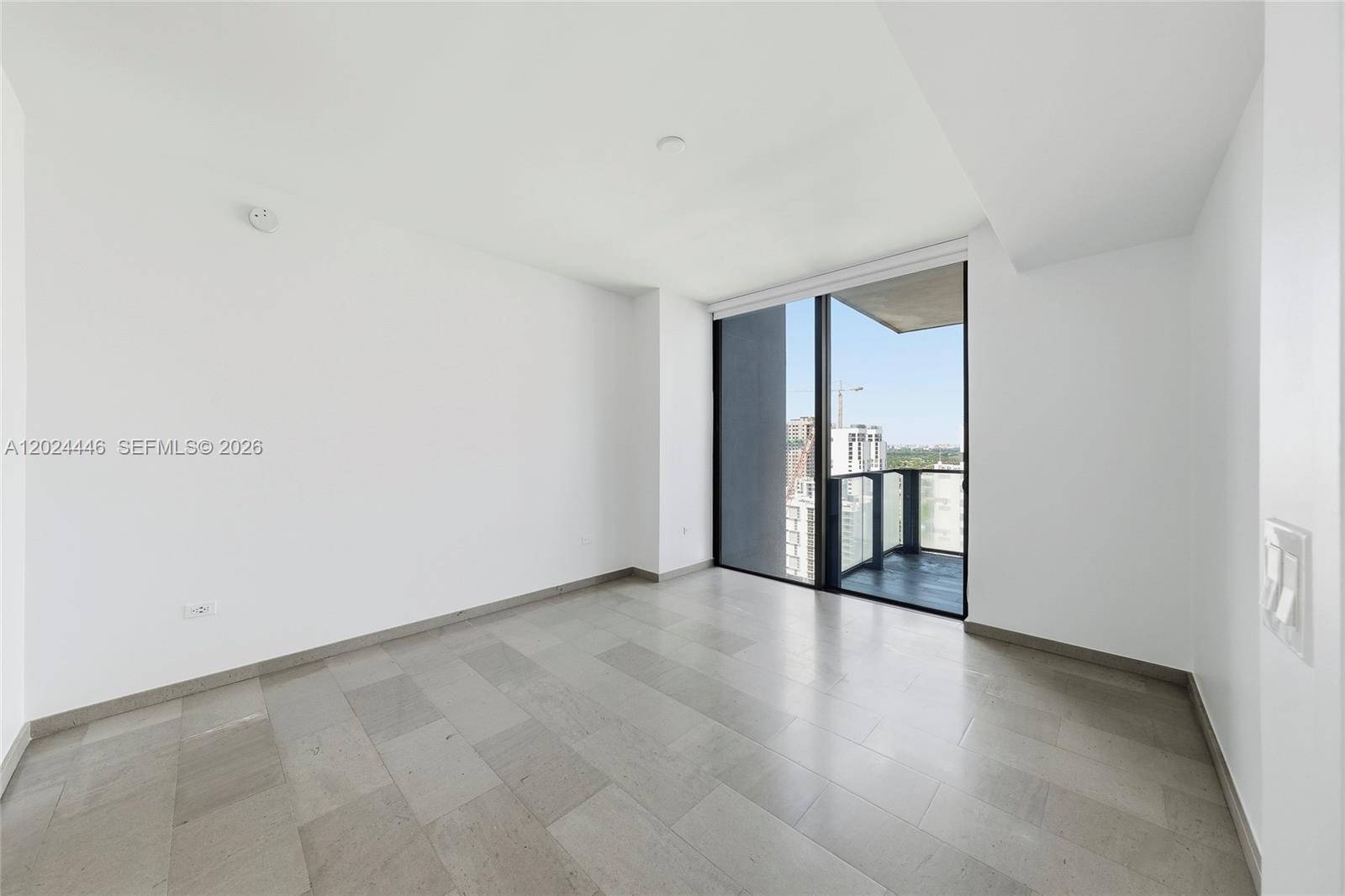 88 SW 7th St #2008, Miami FL 33130
