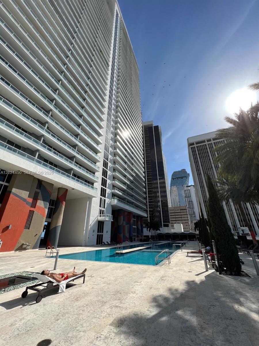 50 Biscayne Blvd #2401, Miami FL 33132