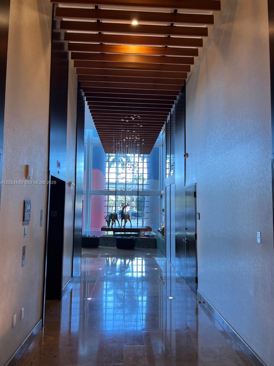 50 Biscayne Blvd #2401, Miami FL 33132