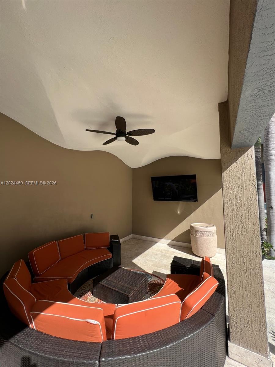 50 Biscayne Blvd #2401, Miami FL 33132
