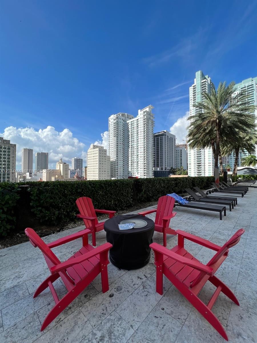 50 Biscayne Blvd #2401, Miami FL 33132