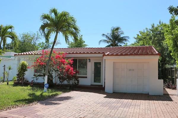 1380 71st St, Miami Beach FL 33141