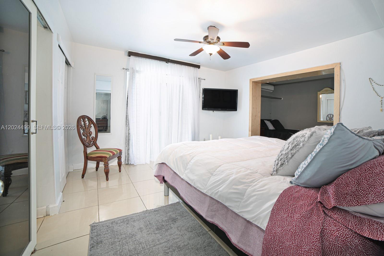 1380 71st St, Miami Beach FL 33141