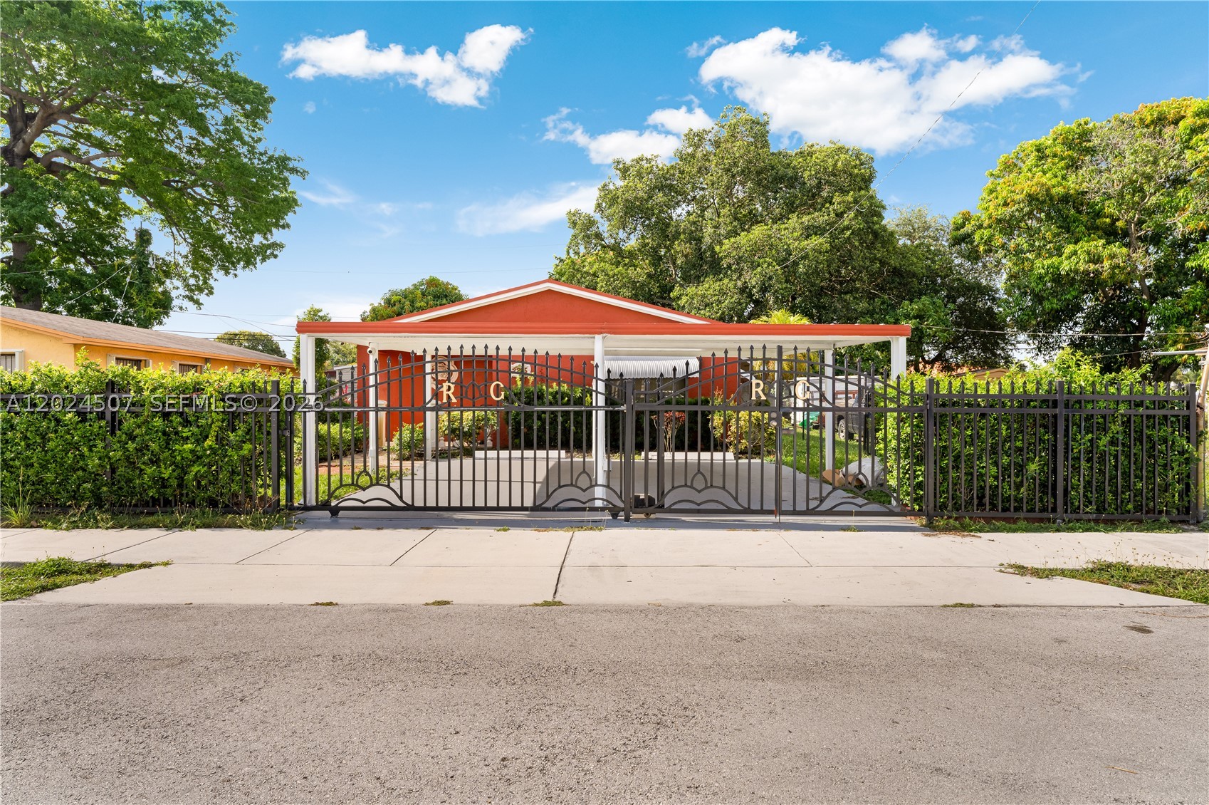 2225 NW 170th Ter, Miami Gardens FL 33056