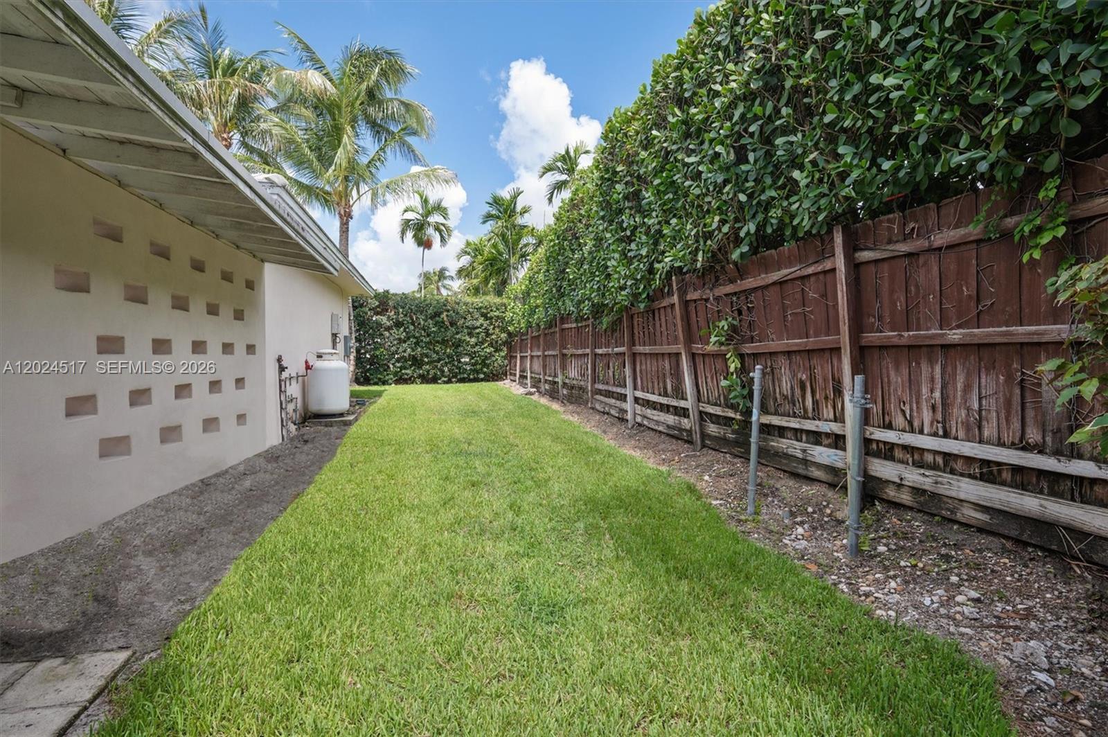 1255 NE 99th St, Miami Shores FL 33138