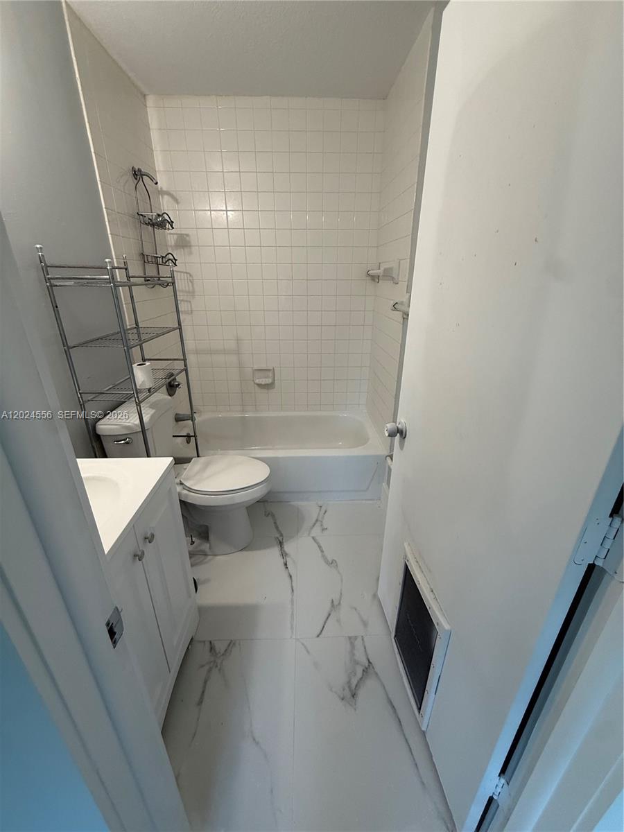 14816 SW 104th St #89, Miami FL 33196
