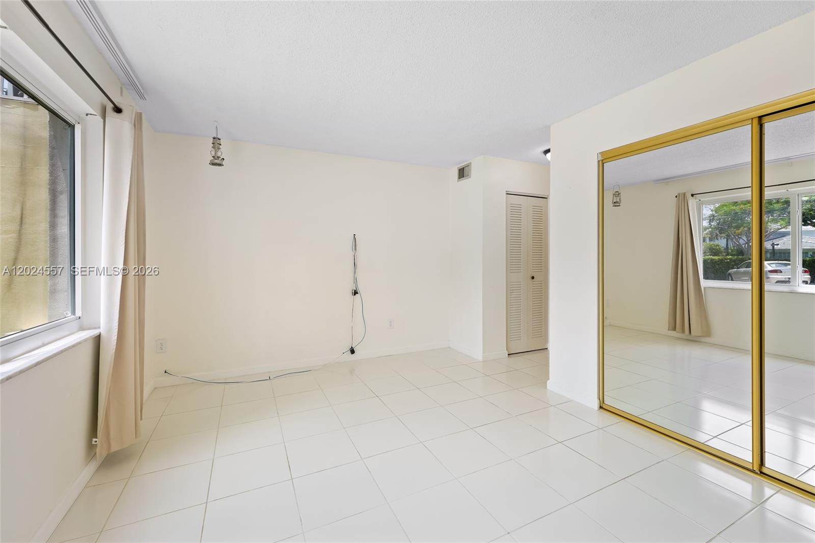 7920 Camino Real #M-109, Miami FL 33143