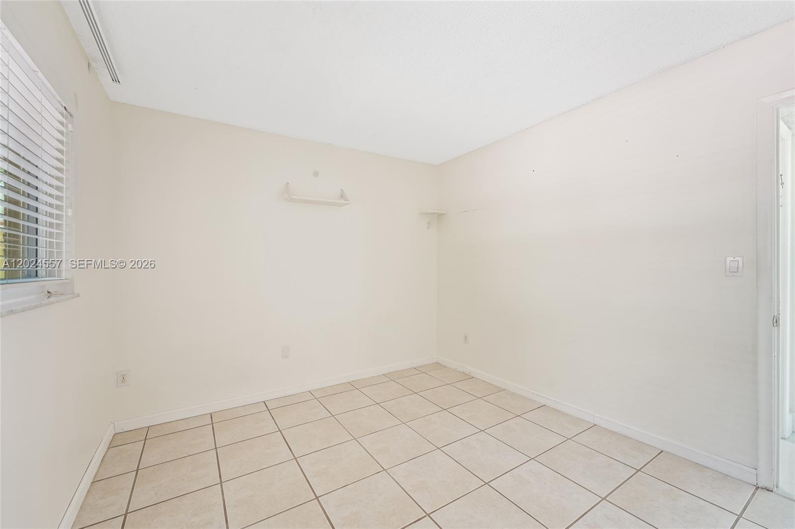 7920 Camino Real #M-109, Miami FL 33143