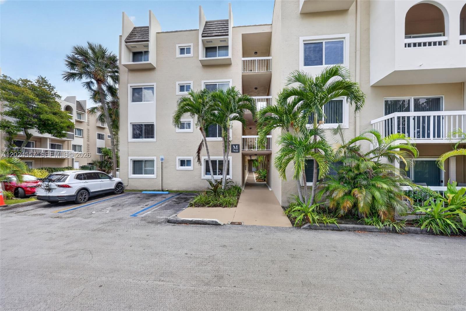 7920 Camino Real #M-109, Miami FL 33143