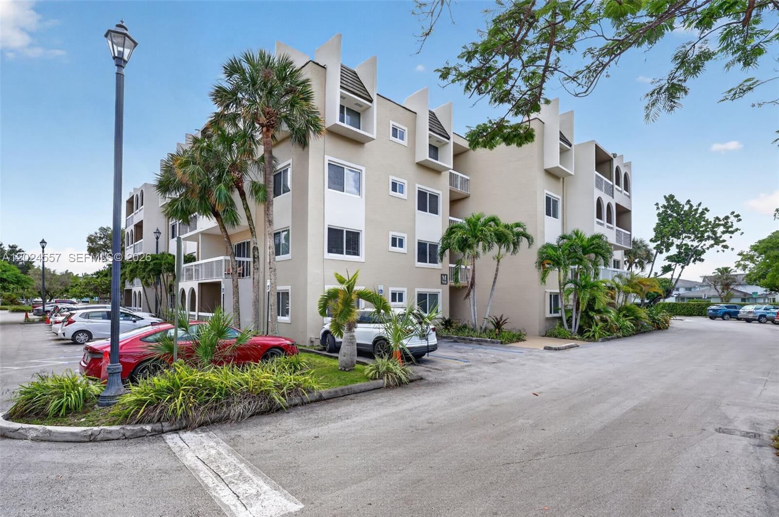7920 Camino Real #M-109, Miami FL 33143