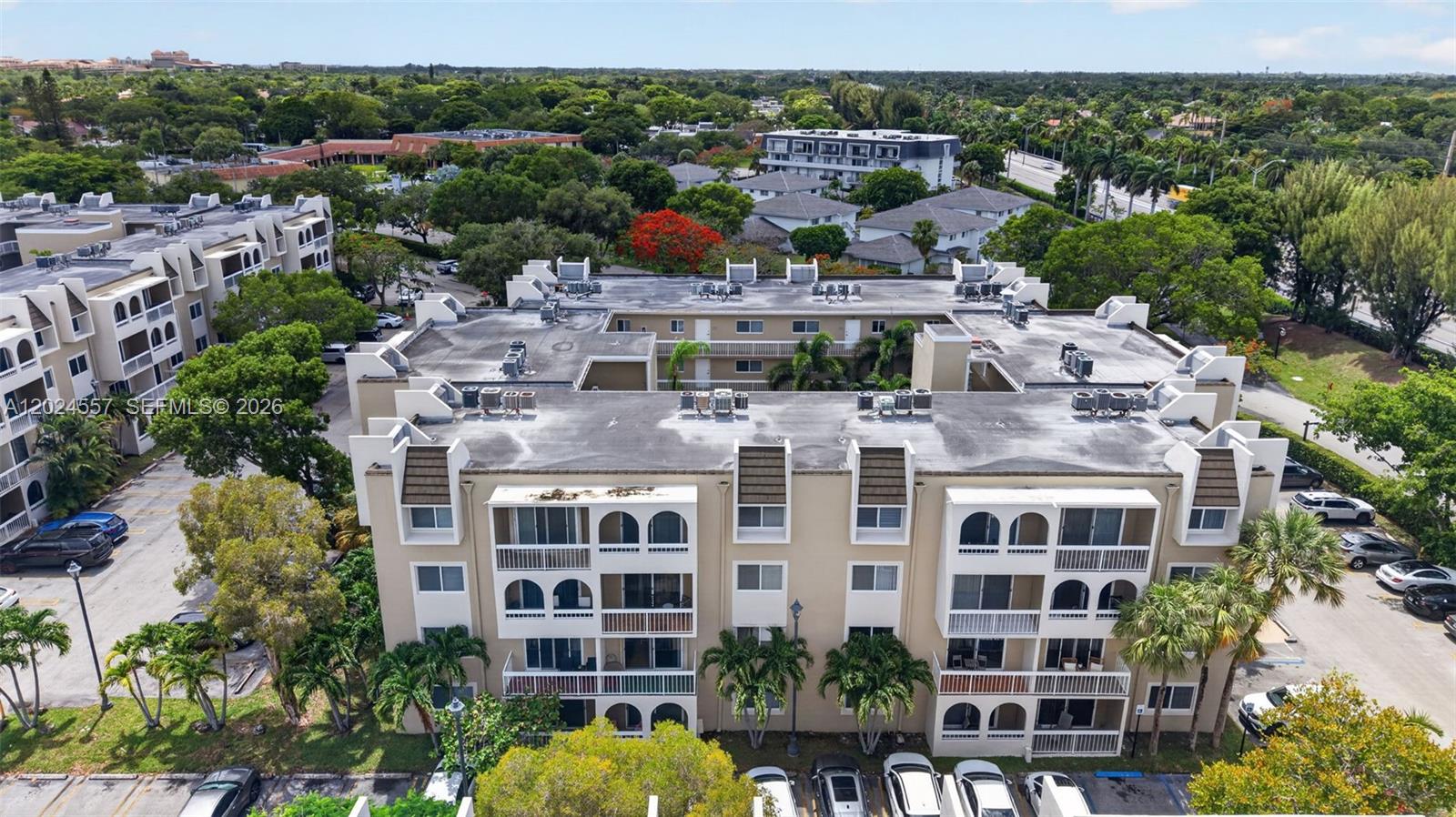 7920 Camino Real #M-109, Miami FL 33143