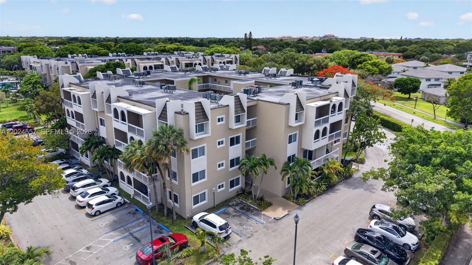 7920 Camino Real #M-109, Miami FL 33143