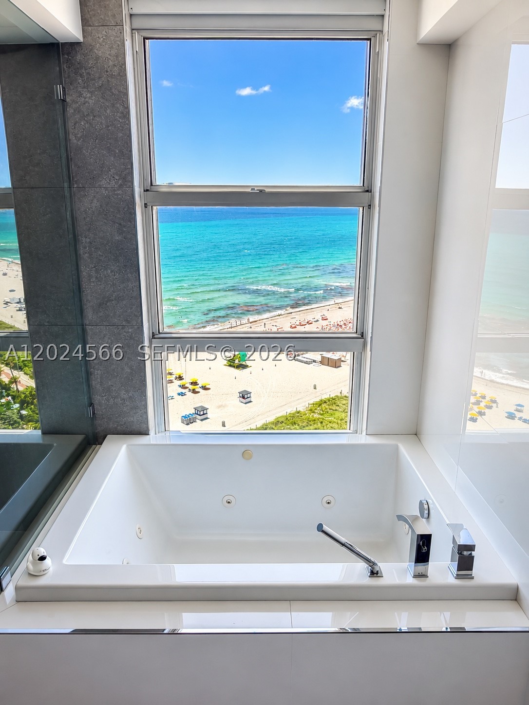 4201 Collins Ave #1503, Miami Beach FL 33140