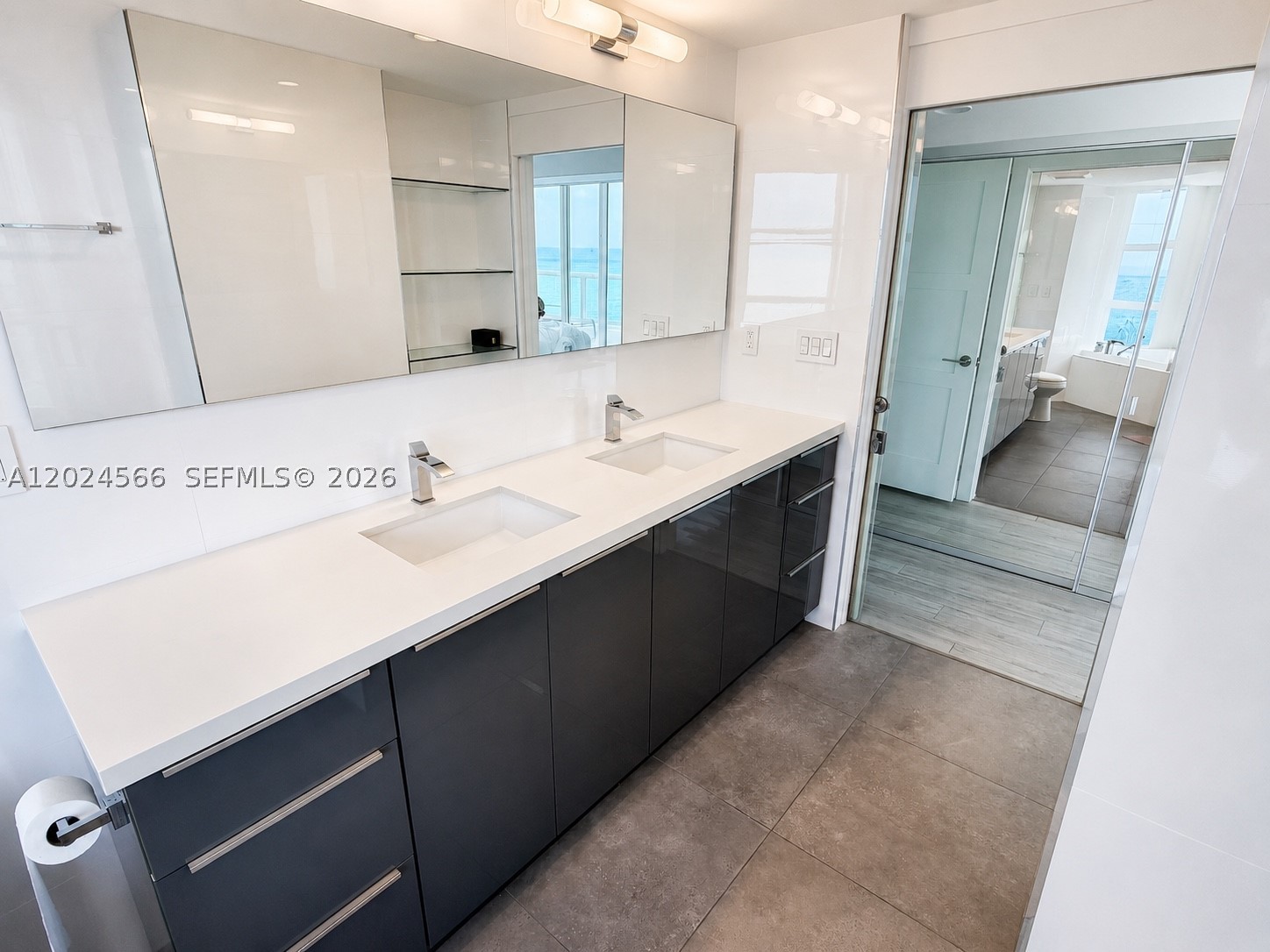 4201 Collins Ave #1503, Miami Beach FL 33140
