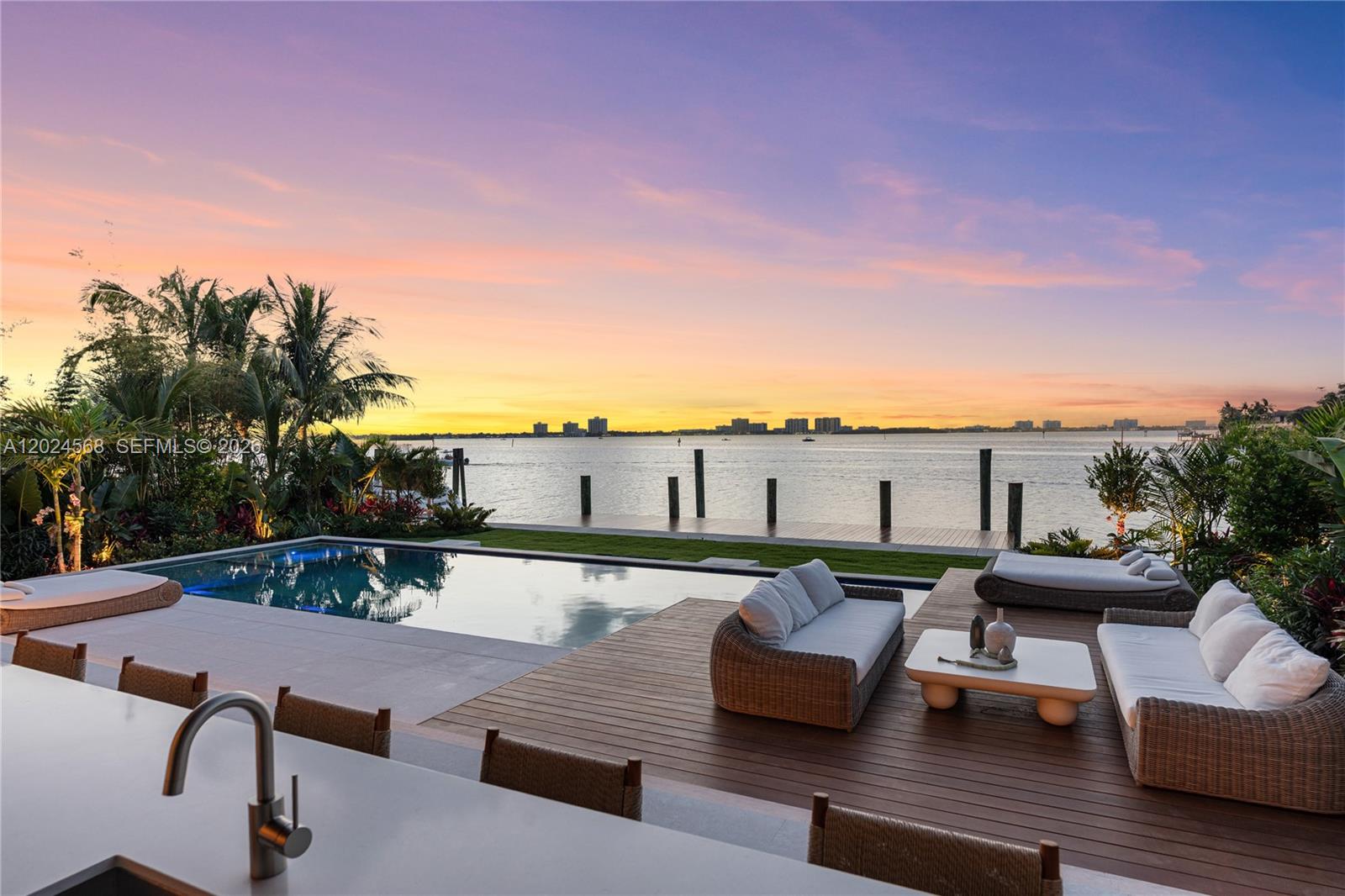 857 N Shore Dr, Miami Beach FL 33141