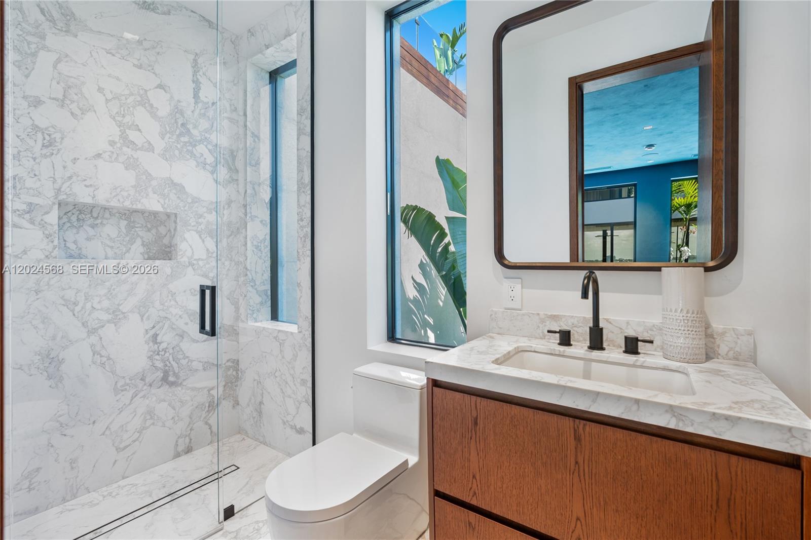 857 N Shore Dr, Miami Beach FL 33141