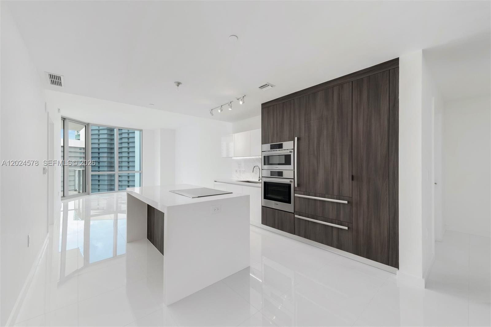 851 NE 1st Ave #4305, Miami FL 33132