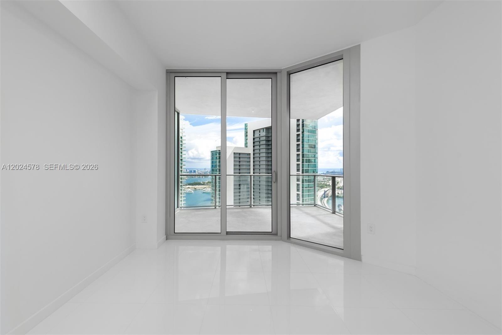851 NE 1st Ave #4305, Miami FL 33132