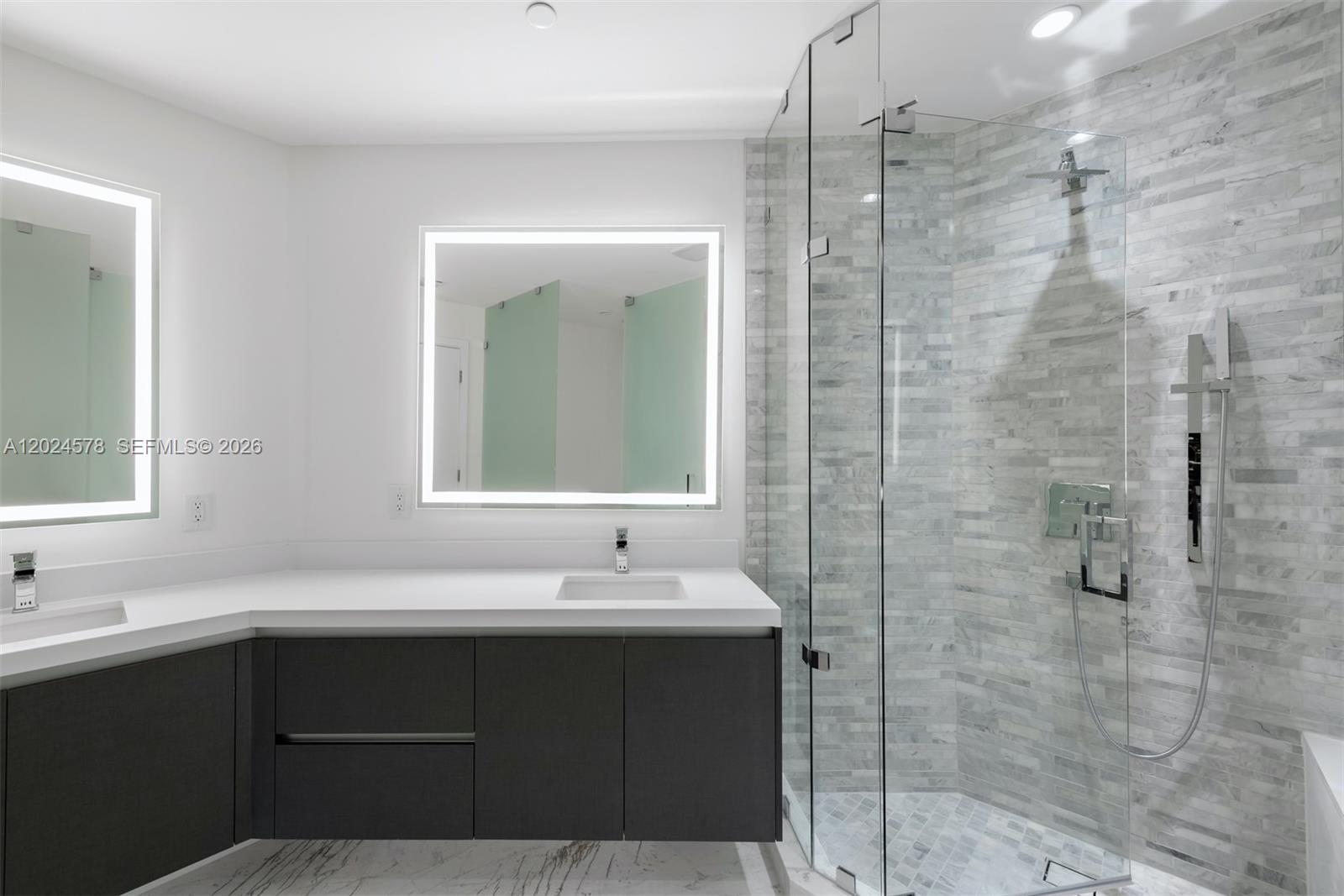 851 NE 1st Ave #4305, Miami FL 33132