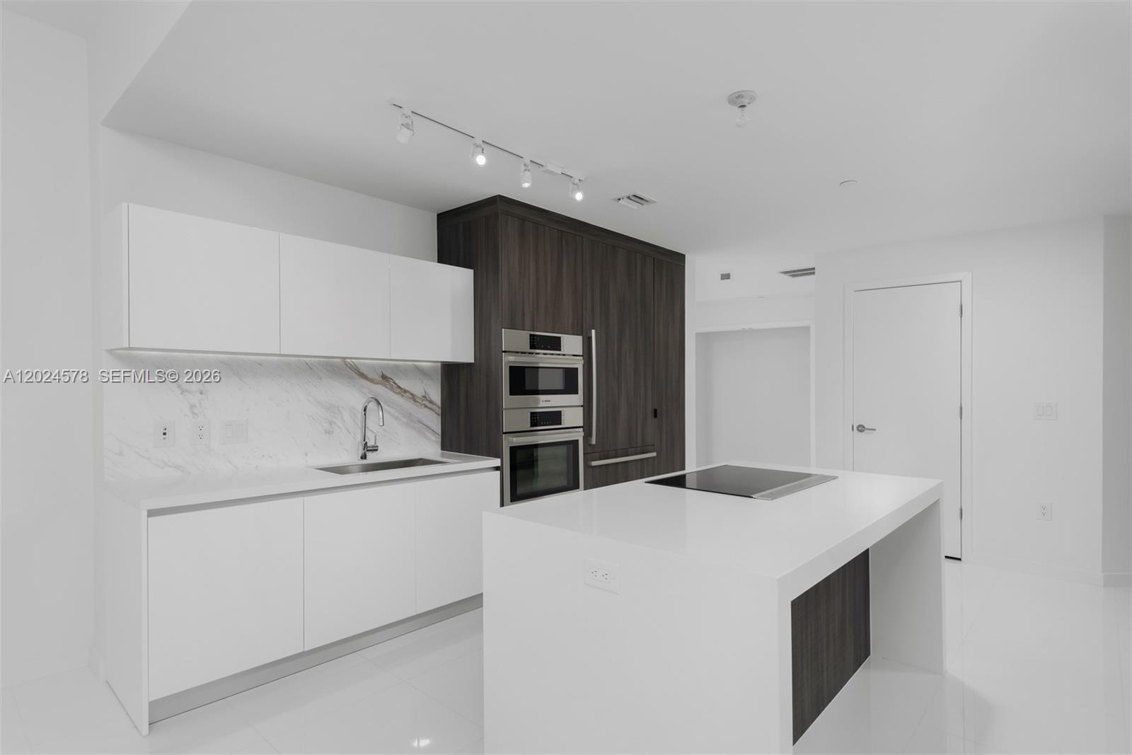 851 NE 1st Ave #4305, Miami FL 33132