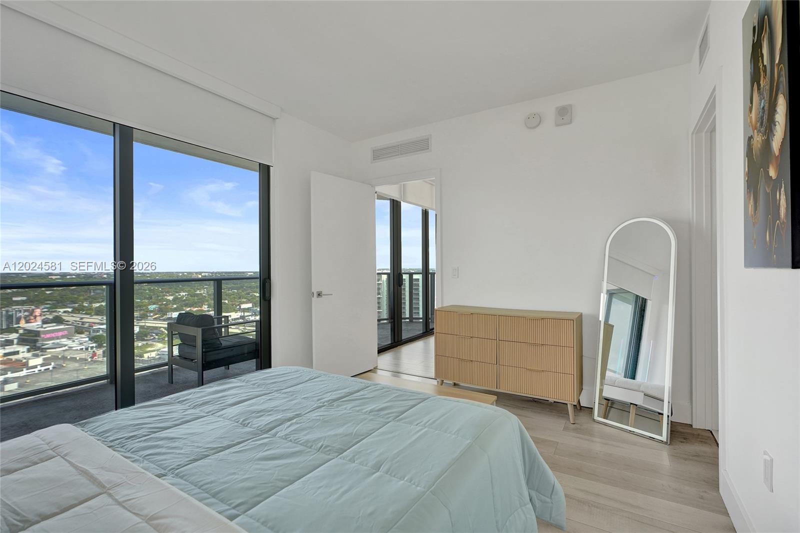 121 NE 34th St #2310, Miami FL 33137