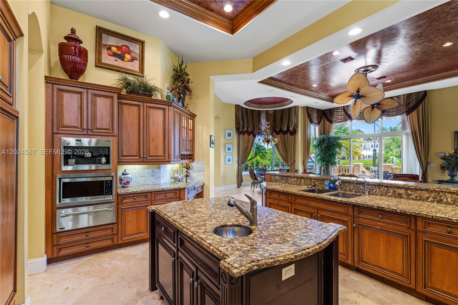 832 Harbour Isle Place, North Palm Beach FL 33410