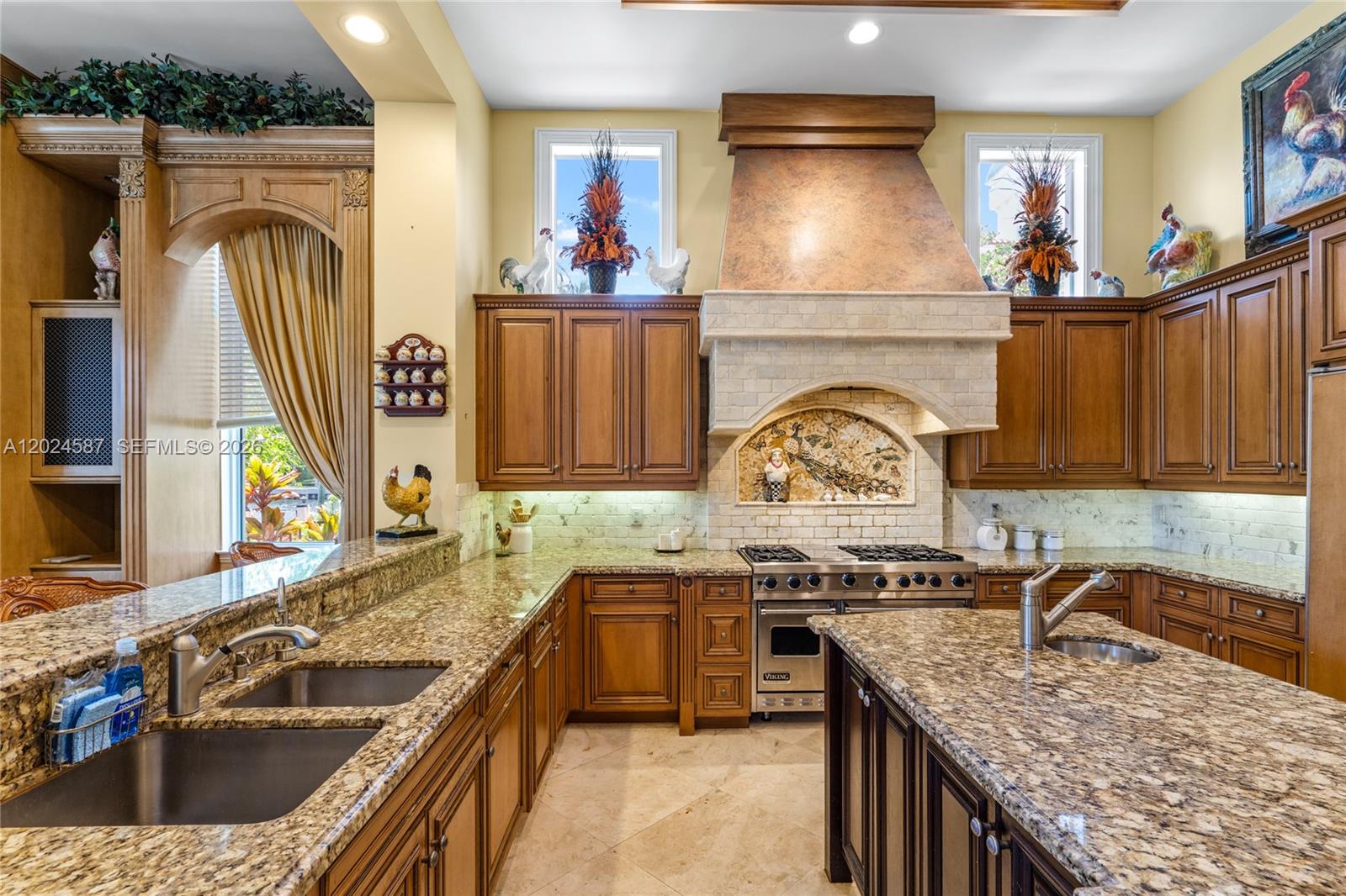 832 Harbour Isle Place, North Palm Beach FL 33410