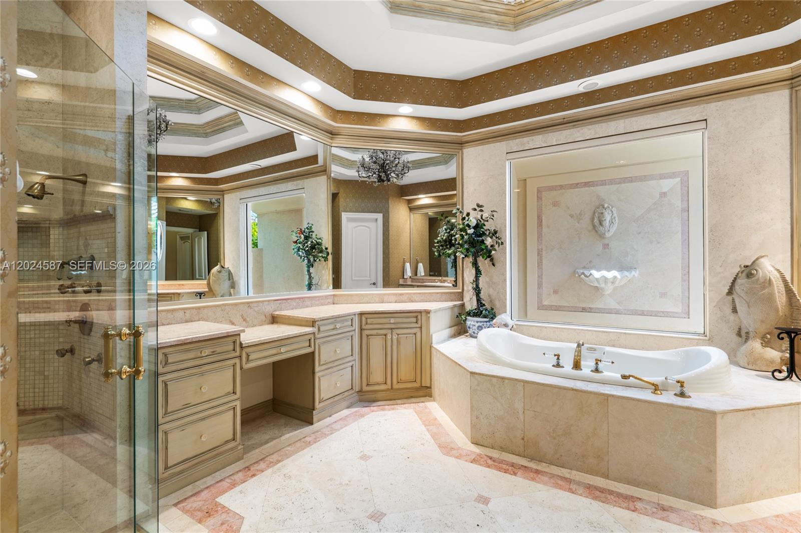 832 Harbour Isle Place, North Palm Beach FL 33410