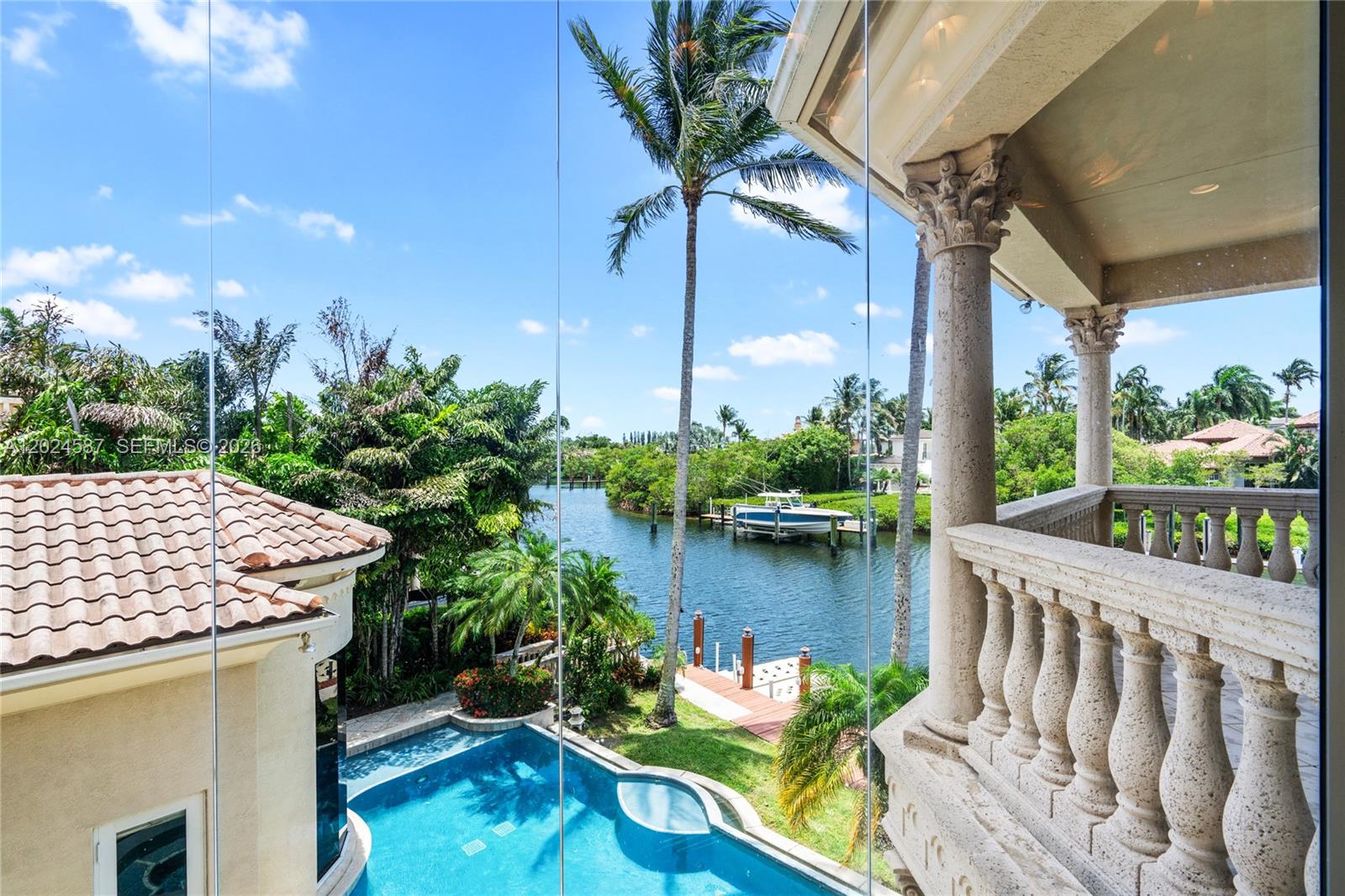832 Harbour Isle Place, North Palm Beach FL 33410