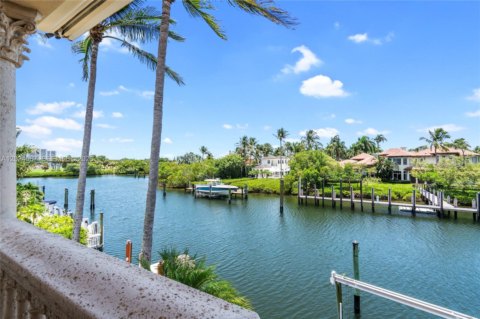 832 Harbour Isle Place, North Palm Beach FL 33410